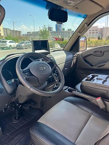 porter: Hyundai Porter (грузовой фургон) свежепригнанный Основные — 3