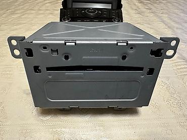 авто магнитофон бу: Chevrolet Cruze sadə monitor — 4
