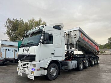 фронтальный погрузщик: Тягач, Volvo, 2001 г., Самосвал