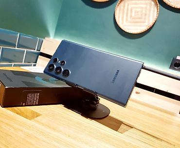 ssd 60: Samsung Galaxy S22 Ultra, Б/у, 256 ГБ, цвет - Синий, 1 SIM, 2 SIM, eSIM — 5