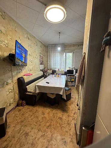 курчатова 1091: 2 комнаты, 50 м², 105 серия, 1 этаж, Старый ремонт — 1