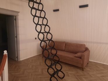 Bağ evlərinin kirayəsi: A-Frame üslublu bağ evi və həyət məkanı - Geniş, hasarlanmış həyət — 8