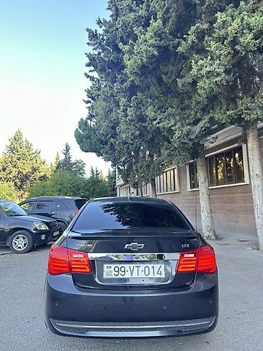 kond: Chevrolet Cruze: 1.4 l | 2012 il 308000 km Sedan — 8