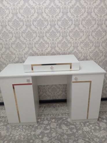 туалетный столик с зеркалом и подсветкой: Даараткана үчүн үстөл, Жаңы, Күзгүсү менен, түсү - Ак, ЛДСП