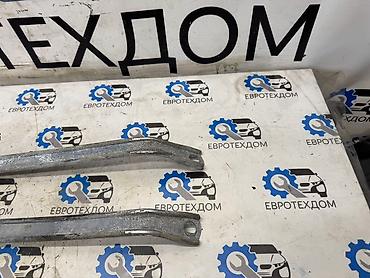 erec m8: Распорка передних стоек Mercedes-Benz, Б/у, Оригинал — 3