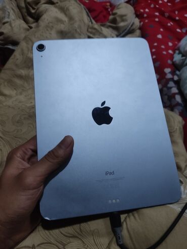 чехлы для планшетов ipad air: I pad Air 4th for sell