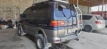 водный мото: Mitsubishi Delica: 1995 г., 2.8 л, Автомат, Дизель, Минивэн — 5