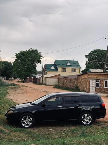 грузавик мерседес: Honda Accord: 2004 г.