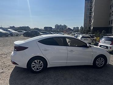 Hyundai Avante: 2019 г., 1.6 л, Автомат, Бензин, Седан