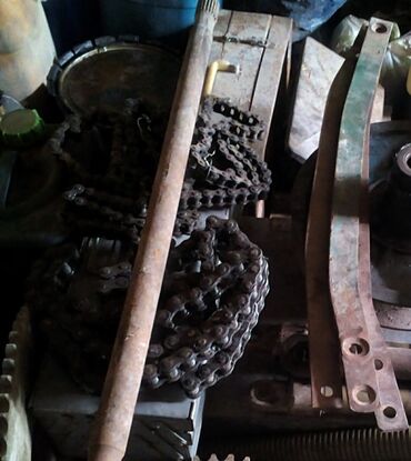 Другие автозапчасти: , вариатора нет, нет нет,что на фото других запчастей нет есть — 8