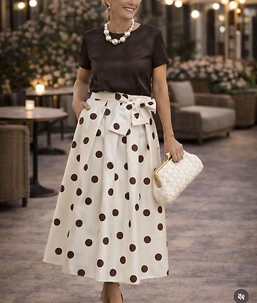 Suknje: ✅Midi suknja sa tufnama i velikom mašnom u struku
✅2750 din — 5