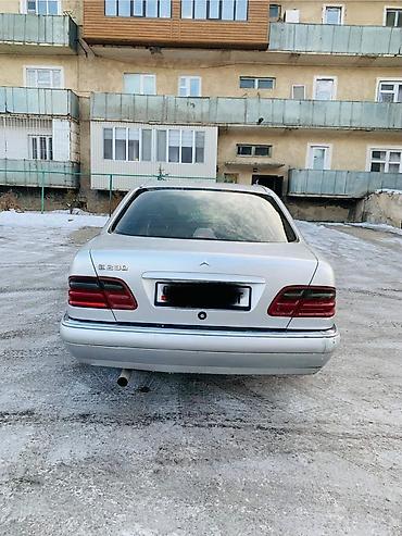 Mercedes-Benz: Mercedes-Benz E-Class: 1995 г., 2.3 л, Механика, Бензин, Седан — 4