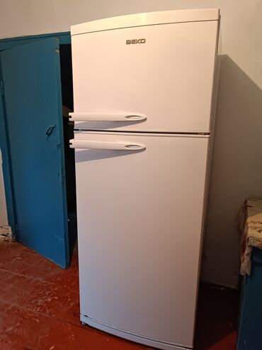 блютуз наушник: Муздаткыч Beko, Колдонулган, Эки камералуу, 60 * 180 *