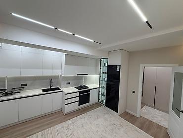 Долгосрочная аренда квартир: 4 комнаты, Риэлтор, Без подселения, С мебелью полностью — 1