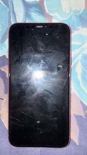 aphone 11: IPhone 11, Б/у, 128 ГБ, Красный, 73 % — 3