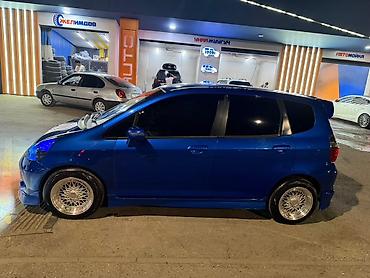 stance: Honda Fit: 2005 г., 1.5 л, Автомат, Бензин, Хэтчбэк — 3