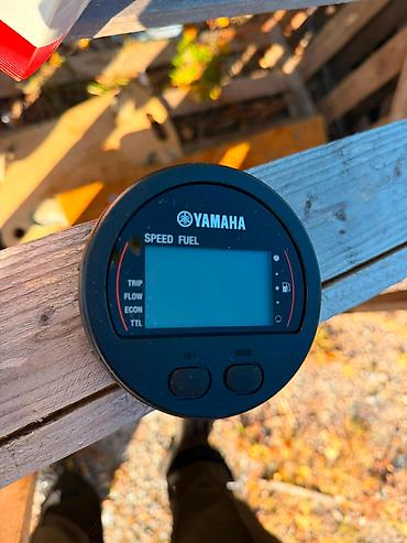 Digər nəqliyyat: Yamaha qayıq mühərriki üçün rəqəmsal "Speed/Fuel" (Sürət və Yanacaq) — 2