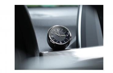 Tuning oprema: Sat za automobil - RENAULT Sat sa logom RENAULT automobila. Izuzetno — 7