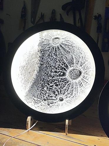 divar saatlarl: Ay temalı LED divar/masa lampası - Dizayn: Tam dairəvi işıqlı panel — 2