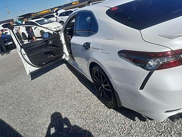 mark x: Toyota Camry: 2021 г., 2.5 л, Автомат, Бензин, Седан — 5