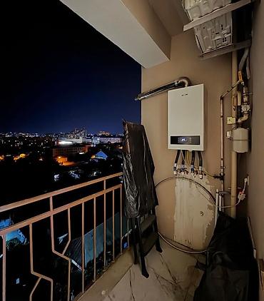 Mənzillər: Bakıxanov qəs., 2 otaqlı, Yeni tikili, m. Neftçilər, 52 kv. m — 10