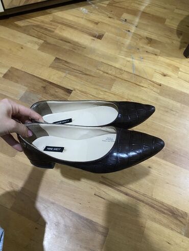 Toy paltarları və aksesuarları: Nine West qadın ayaqqabısı, bir neçə dəfə geyinilib, təzə kimidir, heç