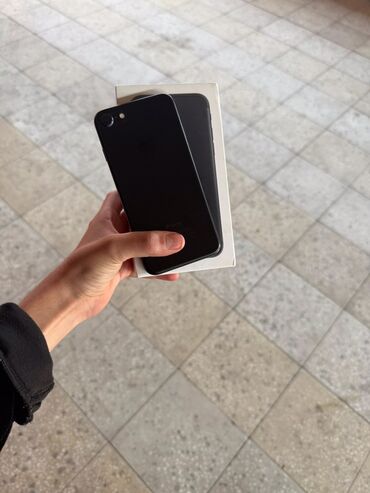 Apple iPhone: IPhone 7, 32 GB, Qara, Barmaq izi — 2