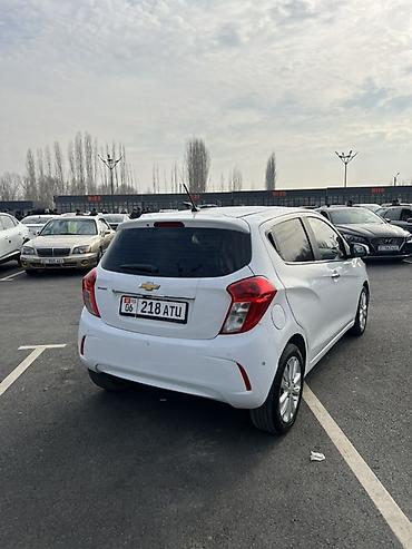 Chevrolet: Chevrolet Spark: 2016 г., 1 л, Автомат, Бензин, Хэтчбэк — 3