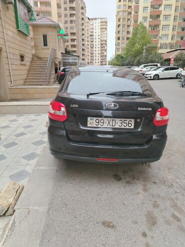 VAZ (LADA): VAZ (LADA) Granta: 1.6 l | 2015 il 310000 km Hetçbek