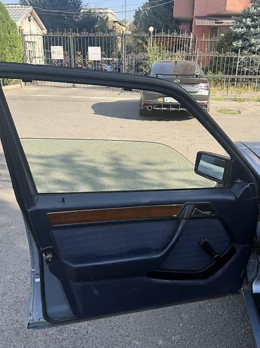 ешка герман: Mercedes-Benz W124: 1993 г., Механика, Бензин, Седан — 7