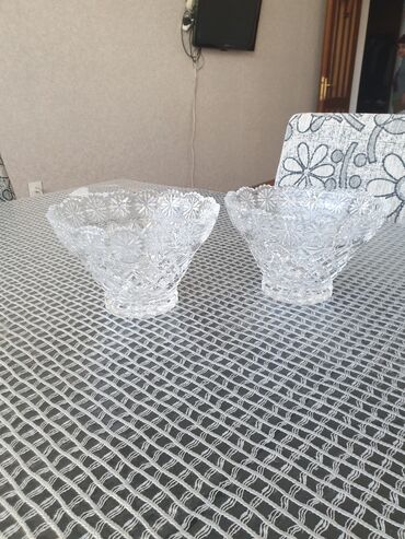 Konfet qabları: Cüt satilir 40azn, unvan nesimi bazarinin yani istenilen metroya — 6