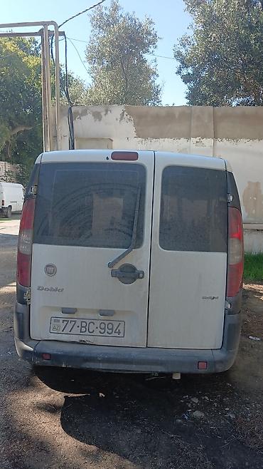 rol satisi: Fiat Doblo: 1.3 l | 2009 il Van body type — 2