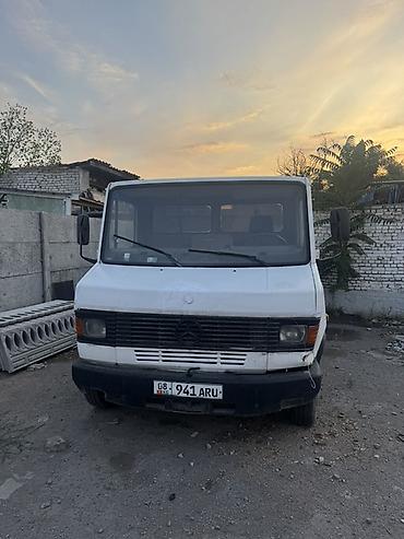 man tgx: Мерседес бенз Модель 609д Жылы 1992 Келип токтогон журбойт жазаш — 1