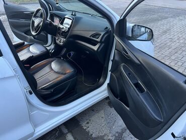 Chevrolet: Chevrolet Spark: 2021 г., 1 л, Автомат, Бензин, Хэтчбэк — 11