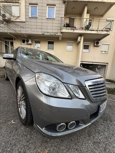 Mercedes-Benz: Mercedes-Benz E-klasa (W212) – limuzina, siva metalik - Motor i — 3