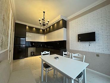 Günlük kirayə evlər: 211 kv. m, 5 otaqlı, Kombi, Qaz, İşıq — 14