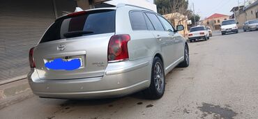 Toyota: Toyota Avensis Wagon – gümüş rəngli, universal kuzov Texniki və — 6