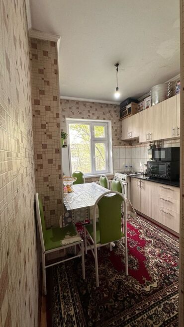 снять квартиру без риэлтора: 2 комнаты, 48 м², 105 серия, 3 этаж, Косметический ремонт