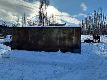 Продаю гараж: Срочно продаю!!!Металлический гараж с двускатной крышей, подходящий — 2