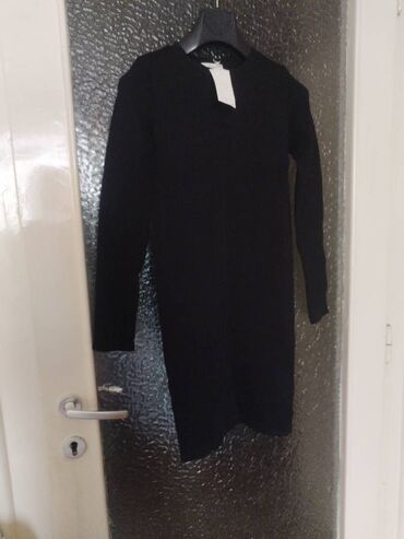 crna uska haljina dugih rukava: XS (EU 34), bоја - Crna, Drugi stil, Dugih rukava