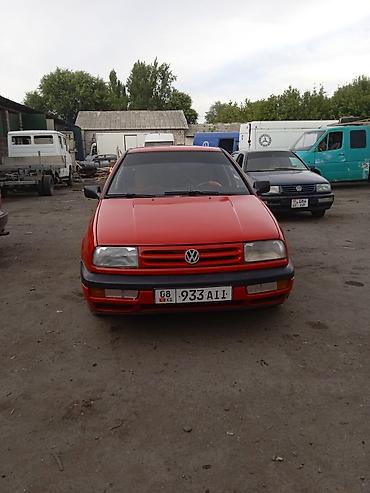 mini ev: Volkswagen Vento: 1993 г., 1.8 л, Механика, Газ, Седан — 1