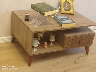 balkon masasi: Jurnal masası