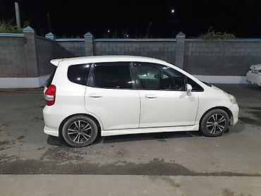 хонда истеп 1: Honda Fit: 2002 г., 1.3 л, Автомат, Бензин, Хетчбек — 4