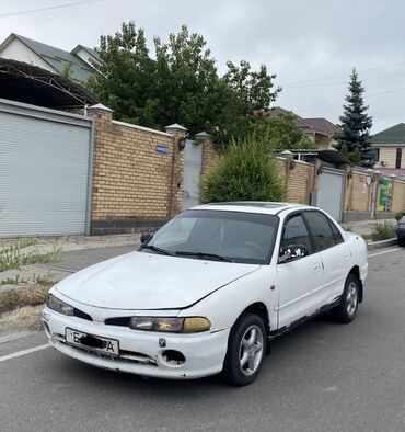 машина самара: Mitsubishi Galant: 1995 г., 2 л, Механика, Бензин, Седан