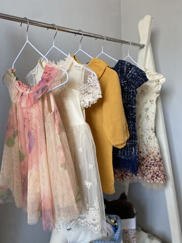 каракол детские вещи: Платье от фирмы Gap. (Оригинал) Сидит просто очаровательно 😍