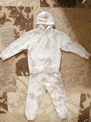 толстовка адидас: Мужской костюм, 2XL (EU 44), Adidas, Новый, цвет - Бежевый, Самовывоз, Платная доставка