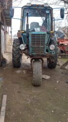 variator sürətlər qutusu: Zavoduskoydu Traktor az islenib tekerleri teze Akumlator teze 24