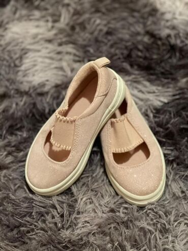 белье для девочек: Məhsul: H&M qız uşağı ayaqqabısı - Model: elastik lentli slip-on