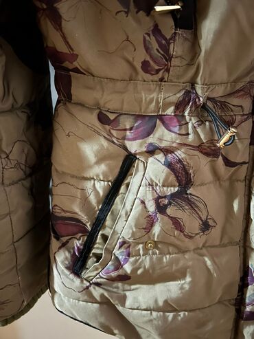 Zimske jakne: Desigual, S (EU 36), Cvetni, Sa postavom na lalafo.rs — 10 Zimske jakne: Desigual, S (EU 36), Cvetni, Sa postavom — 10
