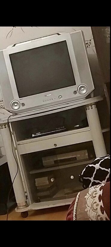 Televizorlar: İşlənmiş Televizor Samsung Ünvandan götürmə
